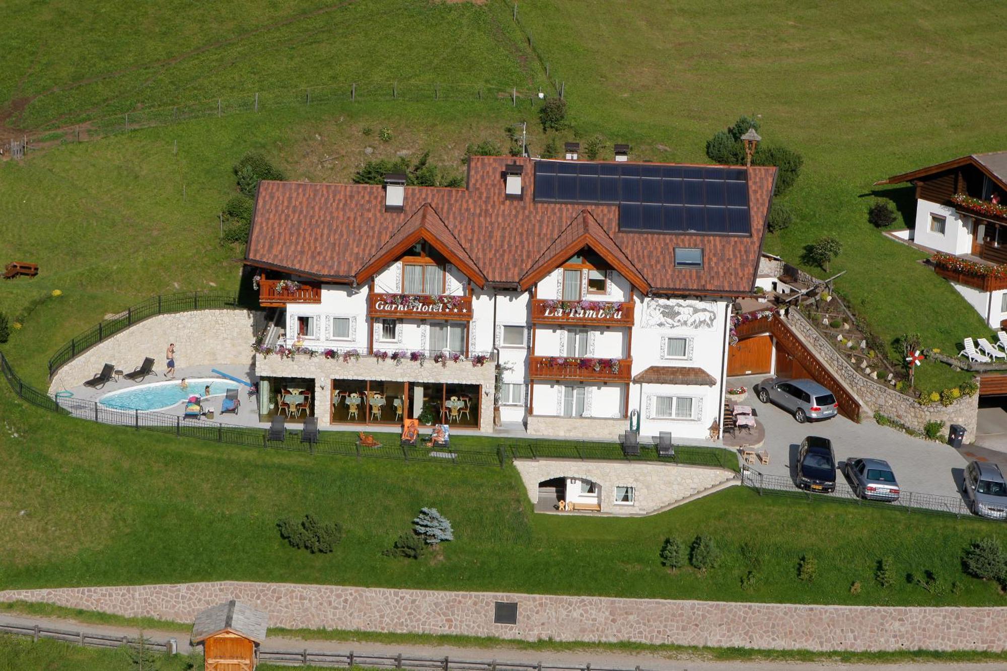 Garni La Tambra Hotel Sëlva di Val Gardena Eksteriør billede